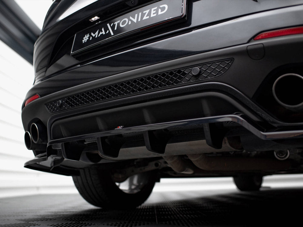 Rear Splitter (Vertical Bars) compatible with Alfa Romeo Stelvio Quadrifoglio Mk1