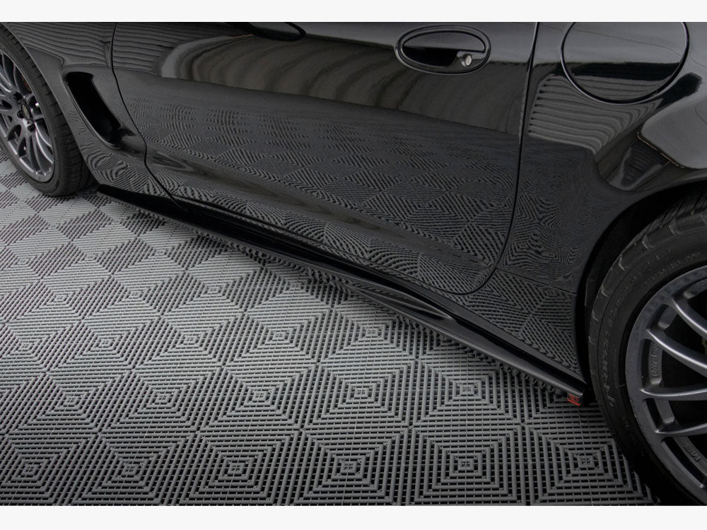 Side Skirts Diffusers compatible with Chevrolet Corvette C5