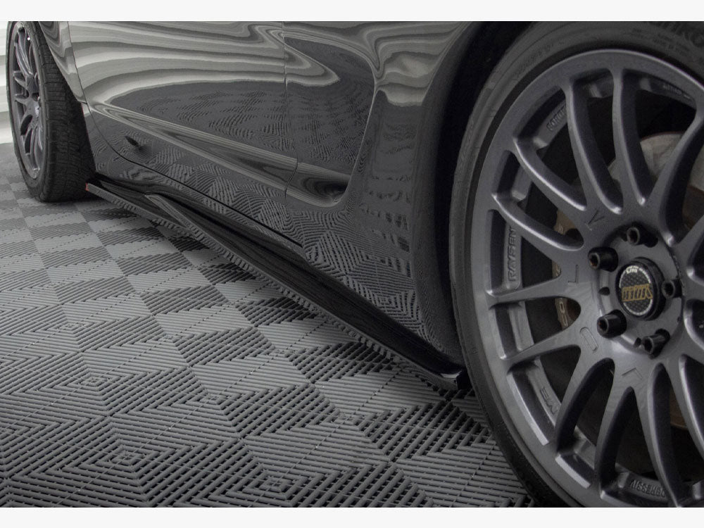 Side Skirts Diffusers compatible with Chevrolet Corvette C5