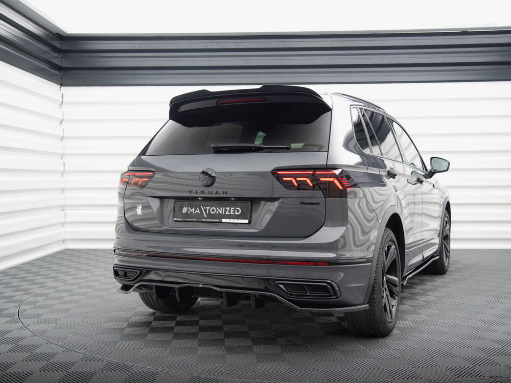 Rear Splitter (Vertical Bars) compatible with Volkswagen Tiguan R-Line Mk2 Facelift