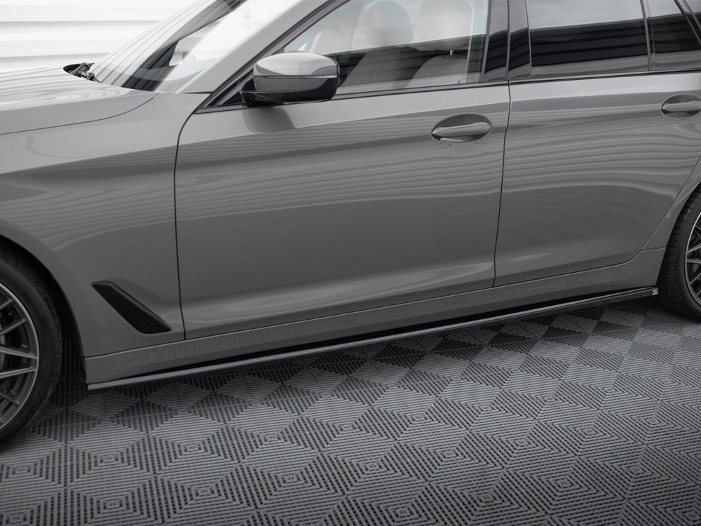 Side Skirts Diffusers compatible with BMW 5 G30 / G31 Facelift