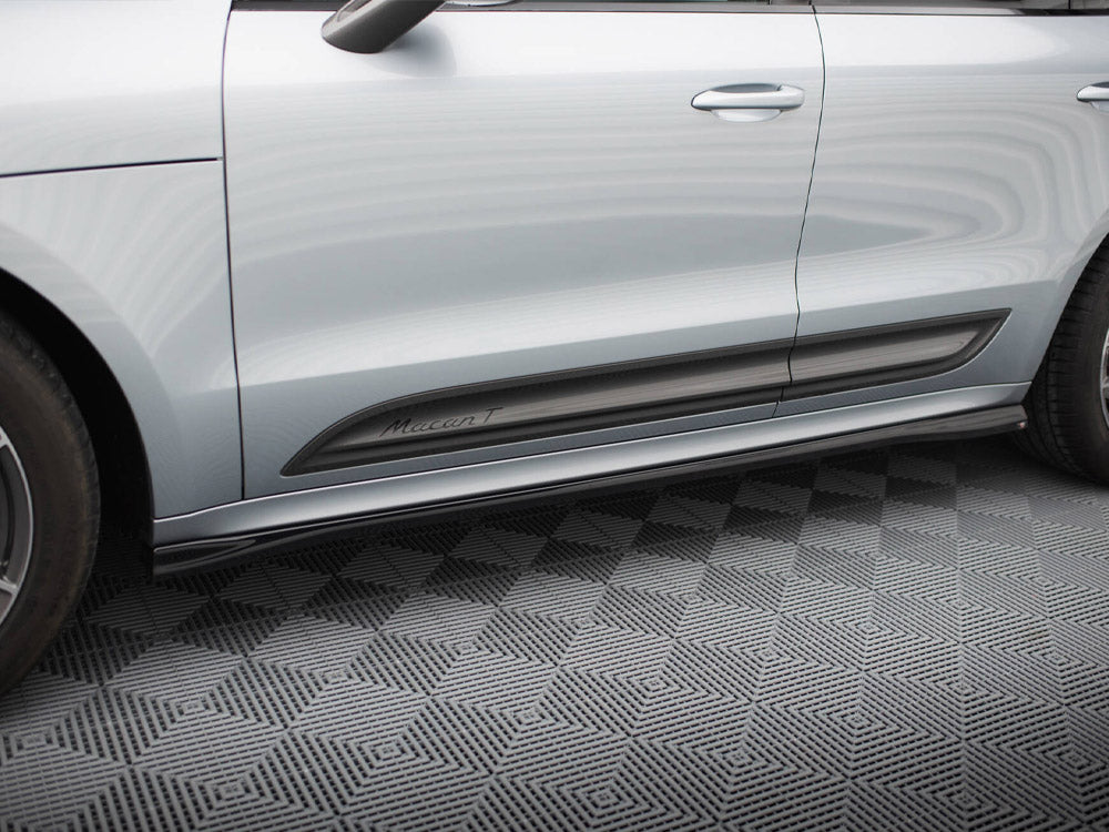 Side Skirts Diffusers compatible with Porsche Macan T / GTS Mk1 Facelift 2