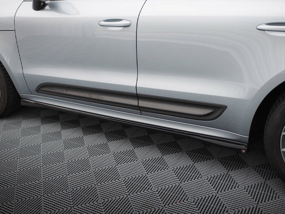Side Skirts Diffusers compatible with Porsche Macan T / GTS Mk1 Facelift 2