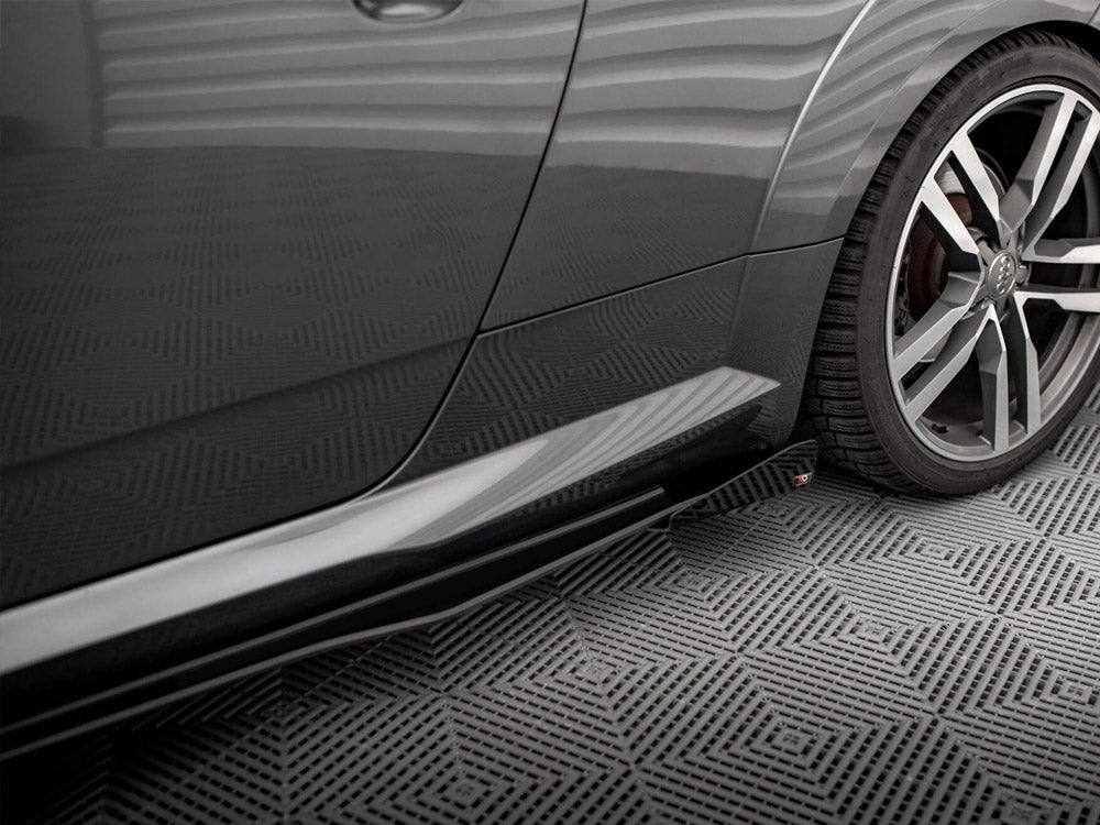 Side Flaps compatible with Audi TT S / S Line 8S