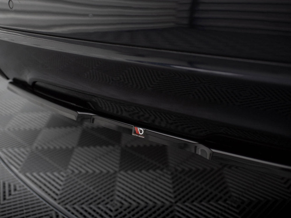 Central Rear Splitter compatible with BMW 6 GT G32 M-Pack
