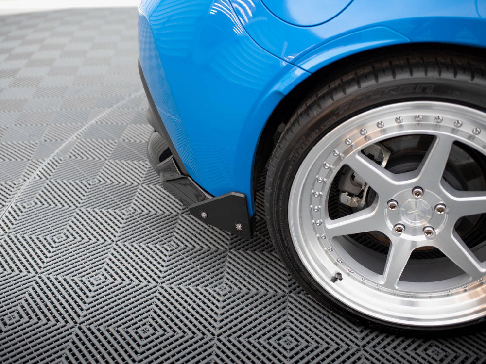 Central Rear Splitter (Vertical Bars) V.1 + Flaps compatible with Toyota GR86 Mk1