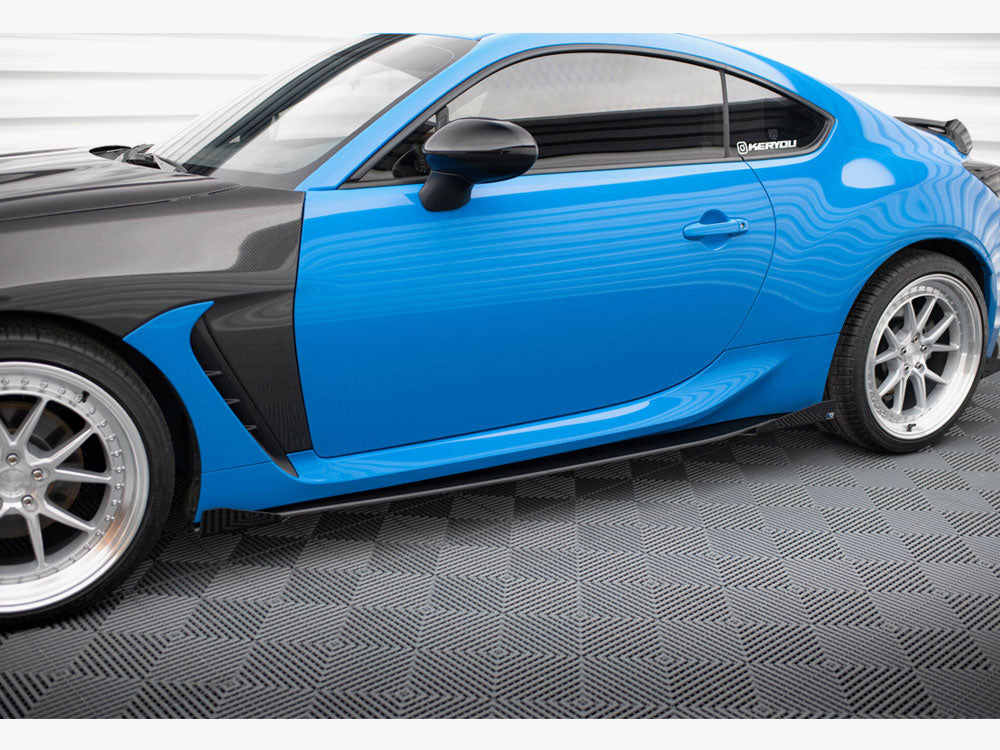 Street PRO Side Skirts Diffusers V.1 + Flaps compatible with Toyota GR86 Mk1