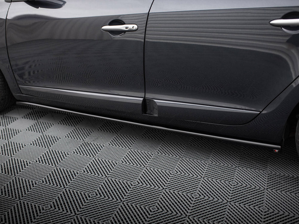 Side Skirts Diffusers compatible with Renault Megane GT Mk3 Facelift