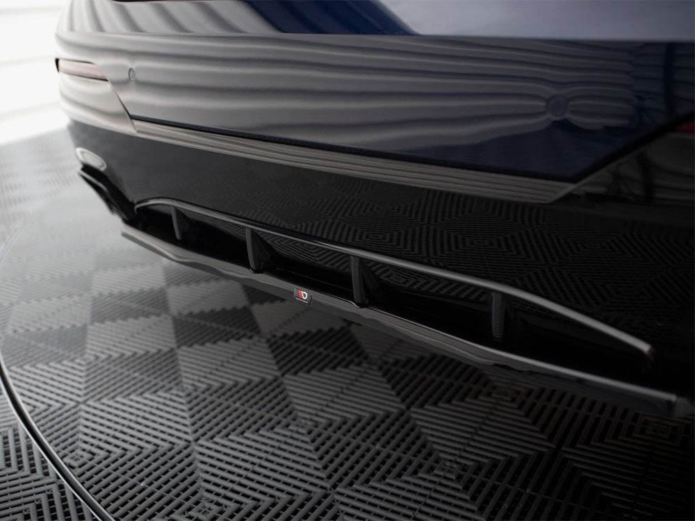 Rear Splitter compatible with BMW 4 M440i G22 / G23 / G22 Facelift / G23 Facelift