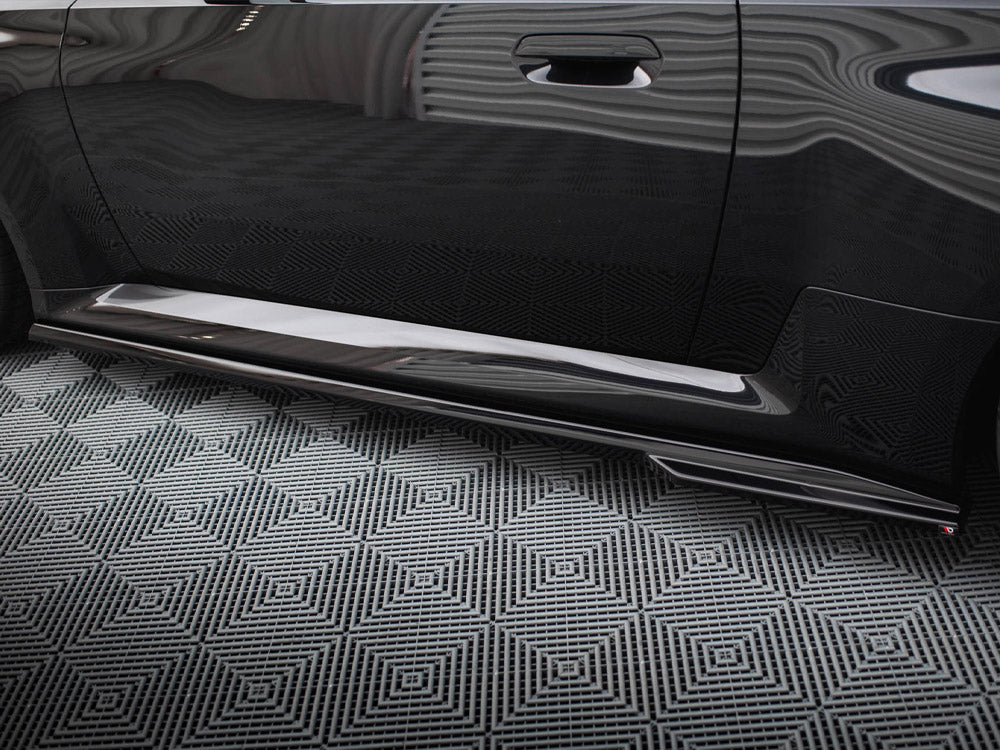 Side Skirts Diffusers V.1 compatible with BMW M2 G87