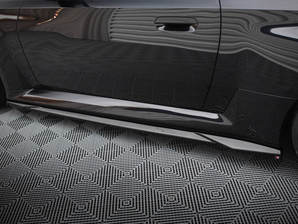 Side Skirts Diffusers V.2 compatible with BMW M2 G87
