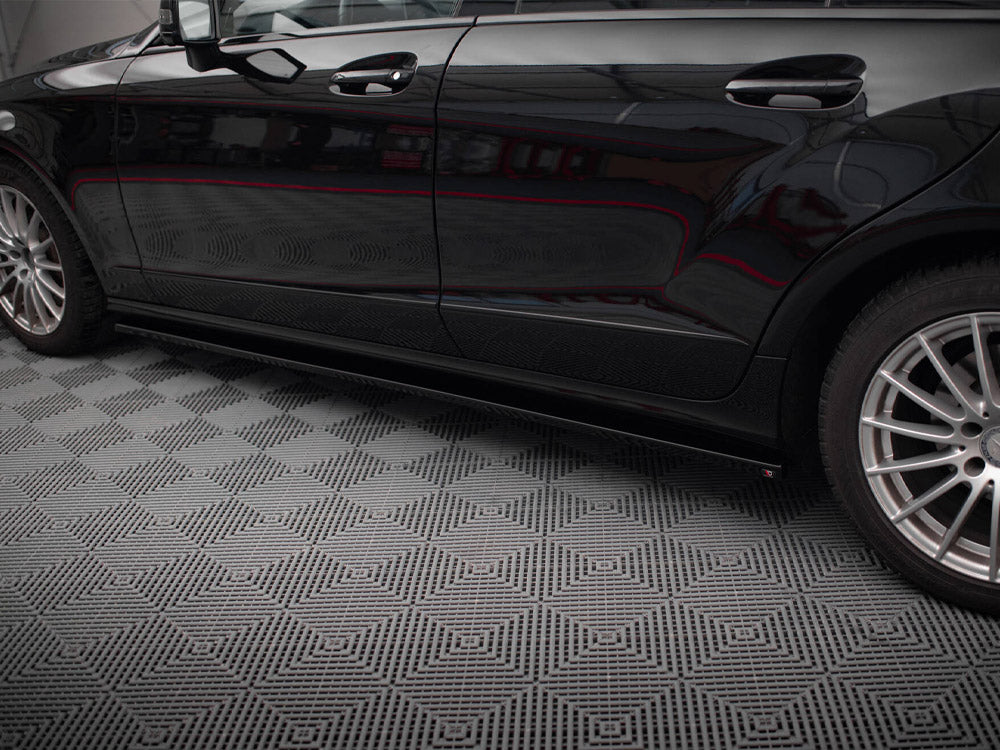 Side Skirts Diffusers V.2 compatible with Mercedes-Benz CLS C218