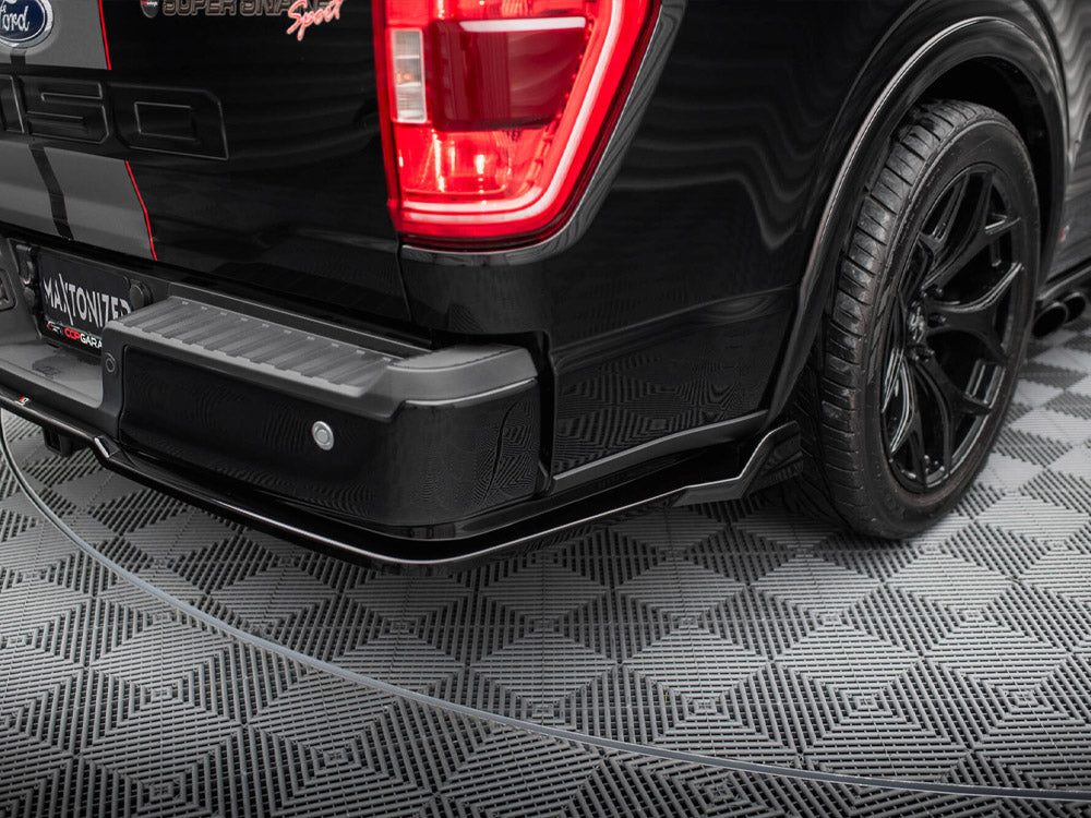 Central Rear Splitter compatible with Shelby F150 Super Snake