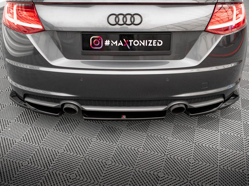 Central Rear Splitter compatible with Audi TT S Line 8S