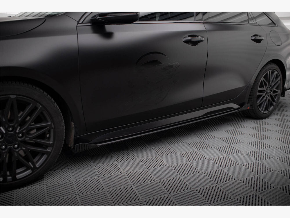 Side Flaps compatible with Kia ProCeed GT / GT-Line Mk1 Facelift / Ceed GT Mk3 Facelift