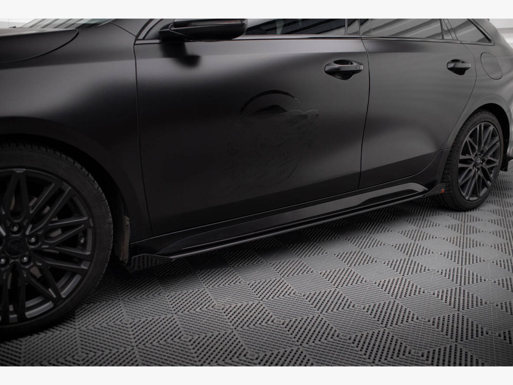 Street PRO Side Skirts Diffusers + Flaps compatible with Kia ProCeed GT / GT-Line Mk1 Facelift / Ceed GT Mk3 Facelift