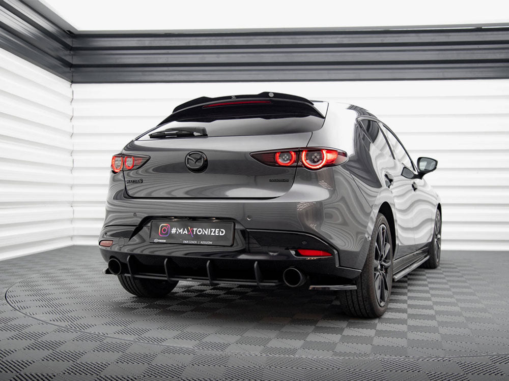 Spoiler CAP compatible with Mazda3 Mk4