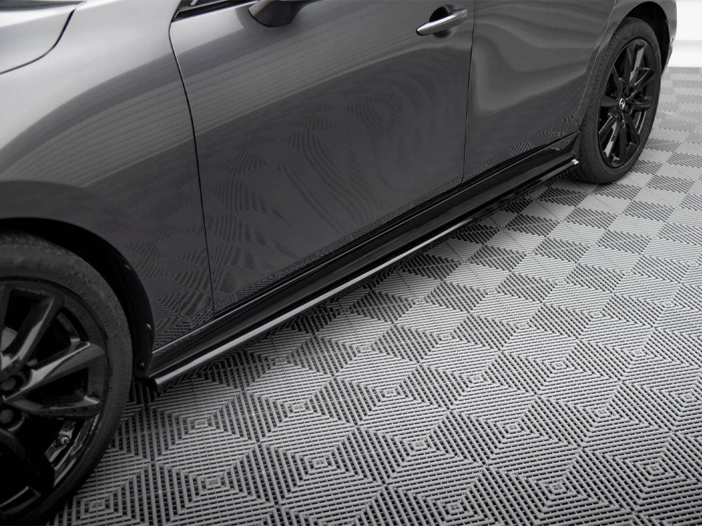 Side Skirts Diffusers compatible with Mazda3 Mk4