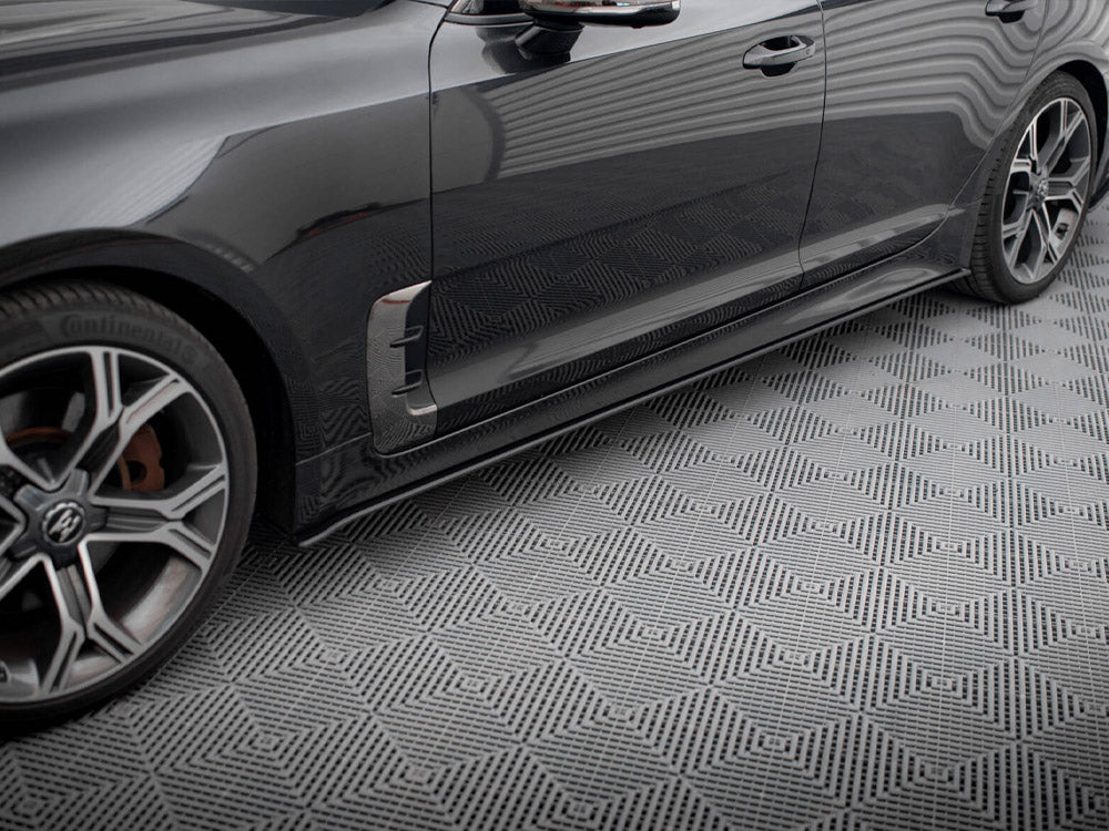 Street PRO Side Skirts Diffusers compatible with Kia Stinger GT / GT-Line / Standard Mk1