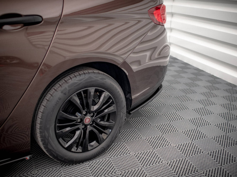 Rear Splitter (Vertical Bars) compatible with Fiat Tipo S Sedan Mk1