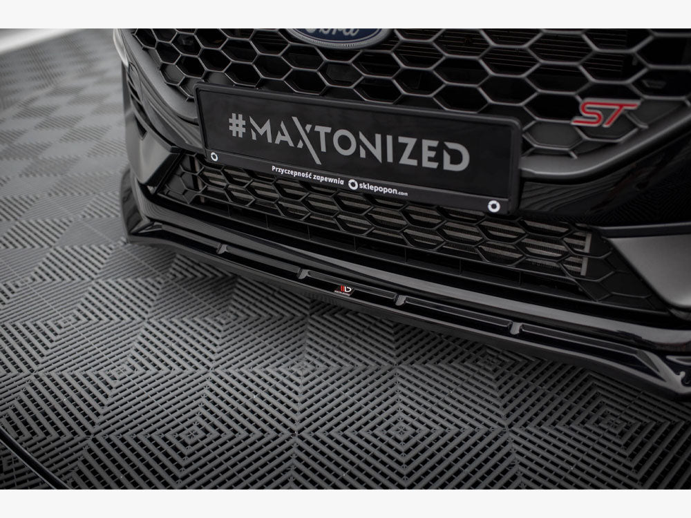 Front Splitter V.4 + Flaps compatible with Ford Fiesta ST / ST-Line Mk8 Facelift