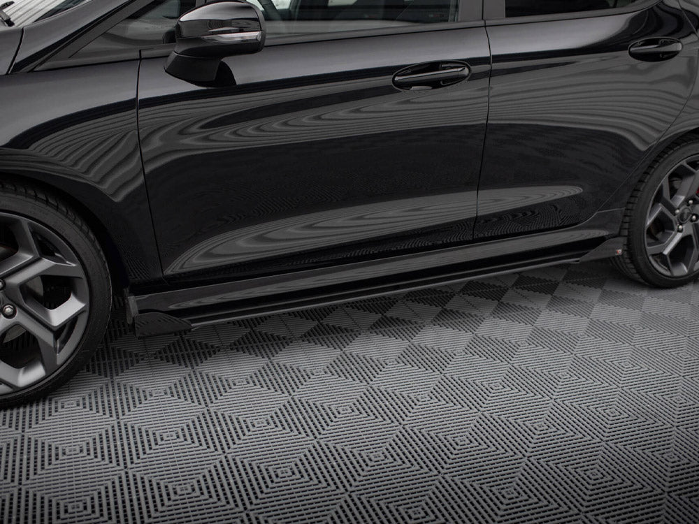 Side Flaps compatible with Ford Fiesta ST / ST-Line Mk8