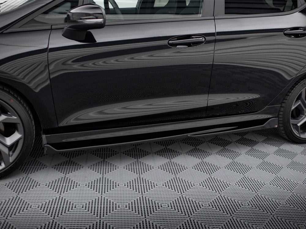Side Skirts Diffusers V.4 compatible with Ford Fiesta Mk8 ST / ST-Line