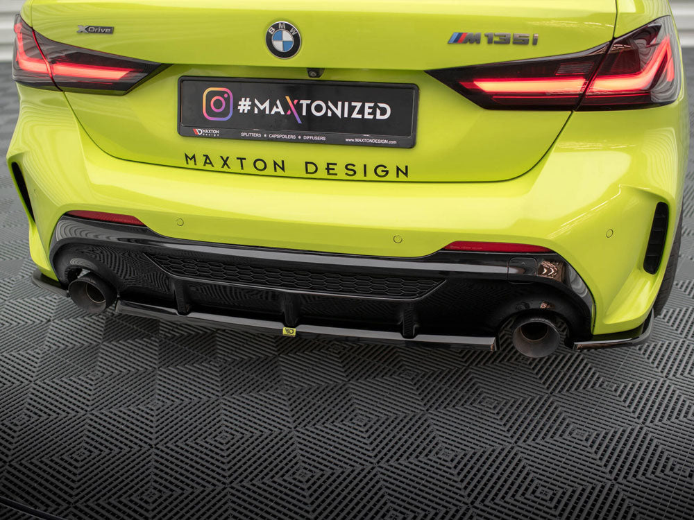 Central Rear Splitter V.2 compatible with BMW M135i F40