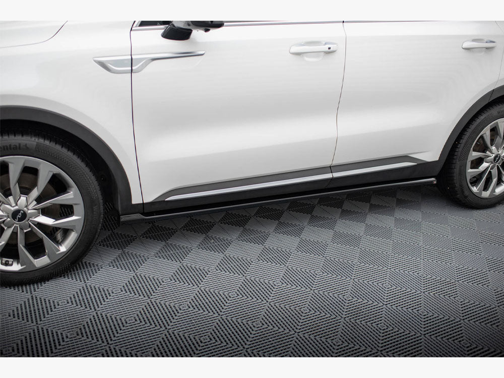 Side Skirts Diffusers compatible with Kia Sorento Mk4