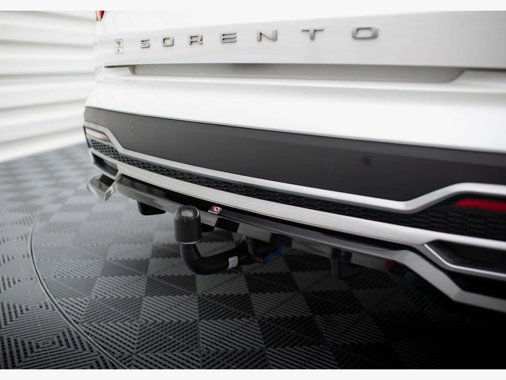 Central Rear Splitter (Vertical Bars) compatible with Kia Sorento Mk4