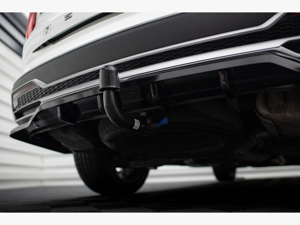 Central Rear Splitter (Vertical Bars) compatible with Kia Sorento Mk4
