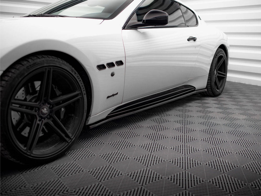 Side Skirts Diffusers compatible with Maserati Granturismo S Mk1