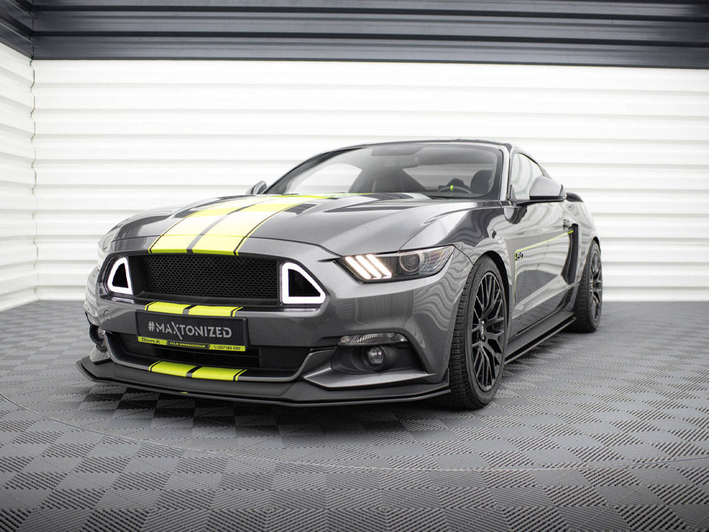 Street PRO Front Splitter compatible with Ford Mustang GT Mk6