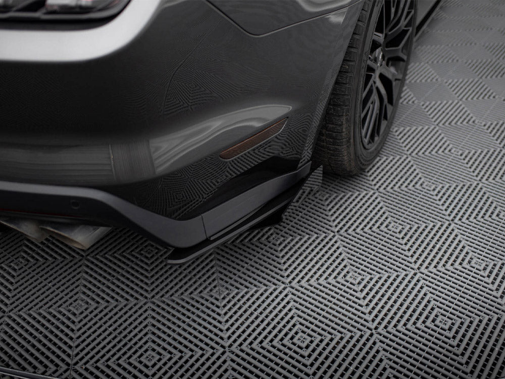 Street Pro Rear Side Splitters + Flaps compatible with Ford Mustang GT Mk6