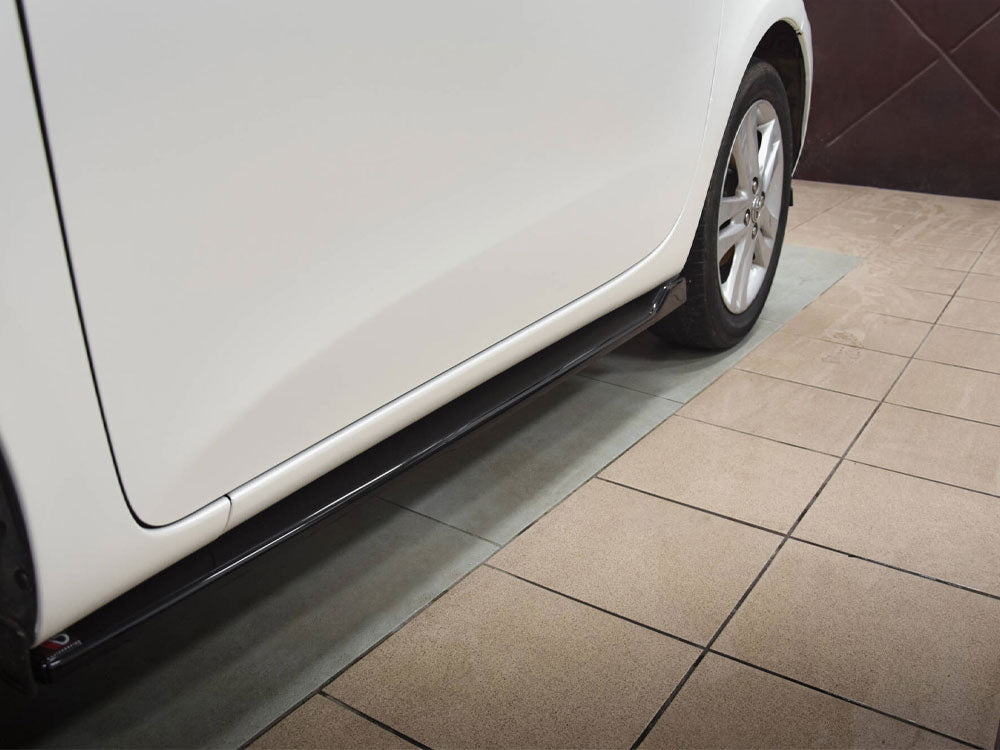 Side Skirts Diffusers compatible with Toyota iQ