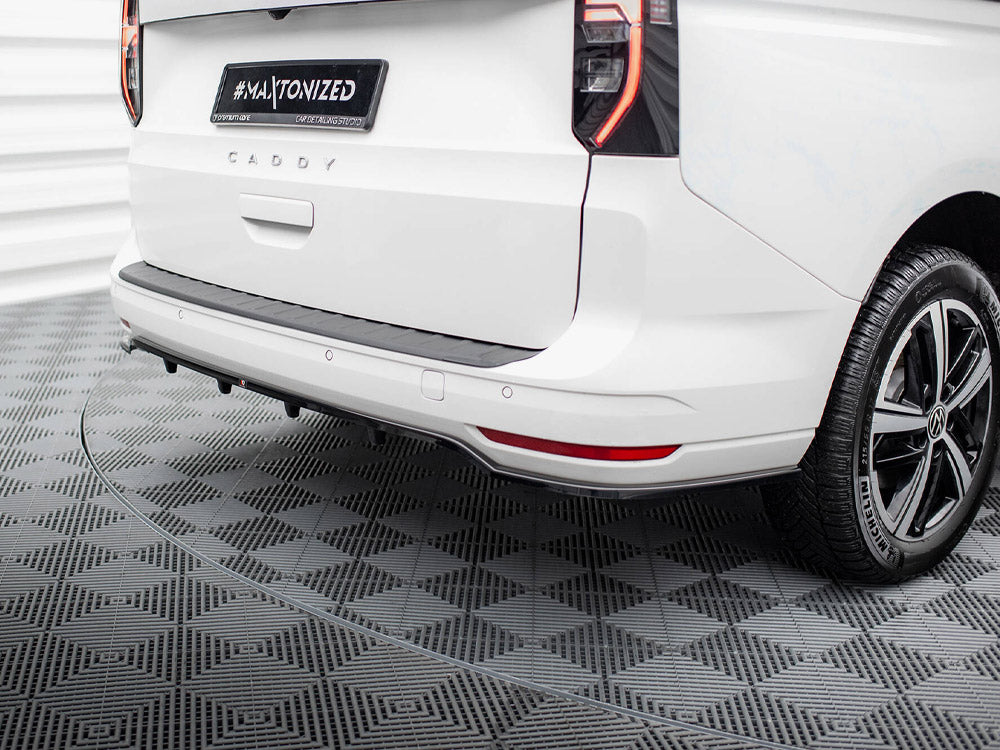 Rear Splitter (Vertical Bars) compatible with Volkswagen Caddy Maxi Mk5