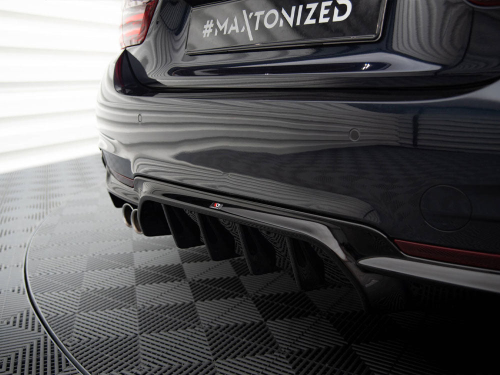 Rear Valance compatible with BMW 4 Coupe / Gran Coupe / Cabrio M-Pack F32 / F36 / F33 (Version with exhaust on one Side)