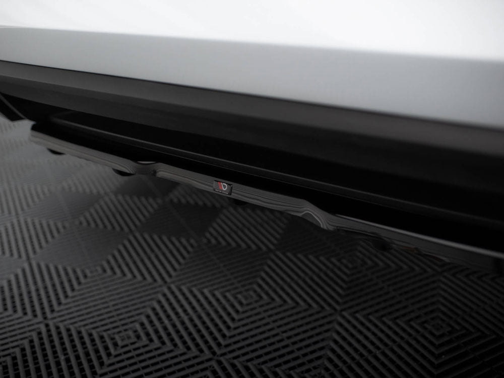 Central Rear Splitter (Vertical Bars) compatible with Skoda Kodiaq RS