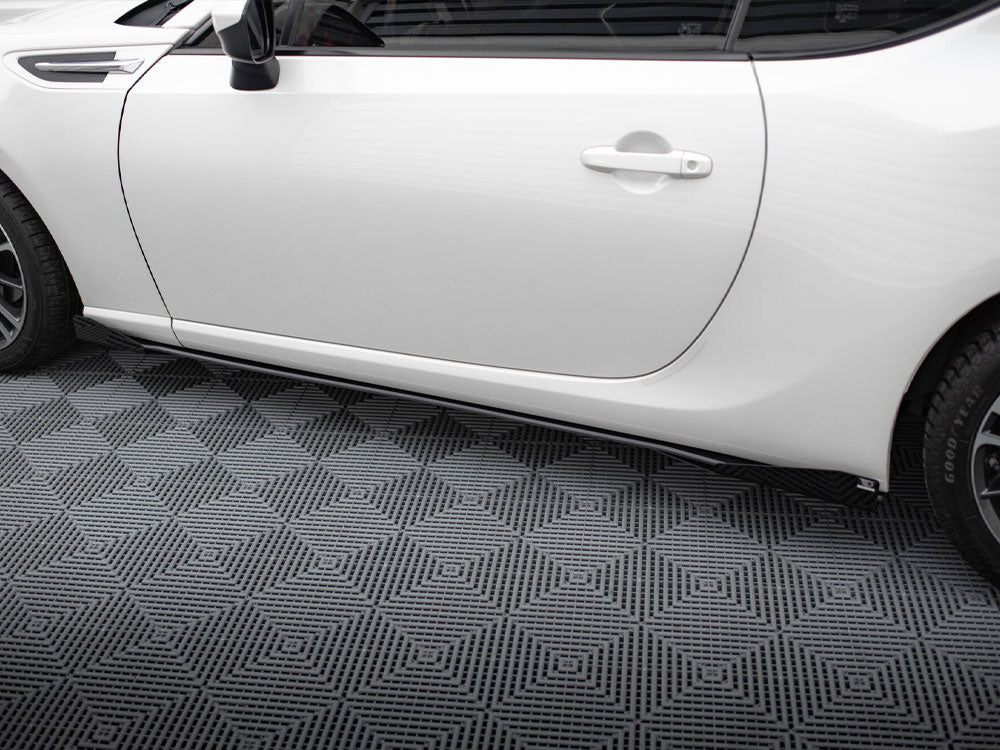 Side Flaps compatible with Subaru BRZ Mk1 / Mk1 Facelift