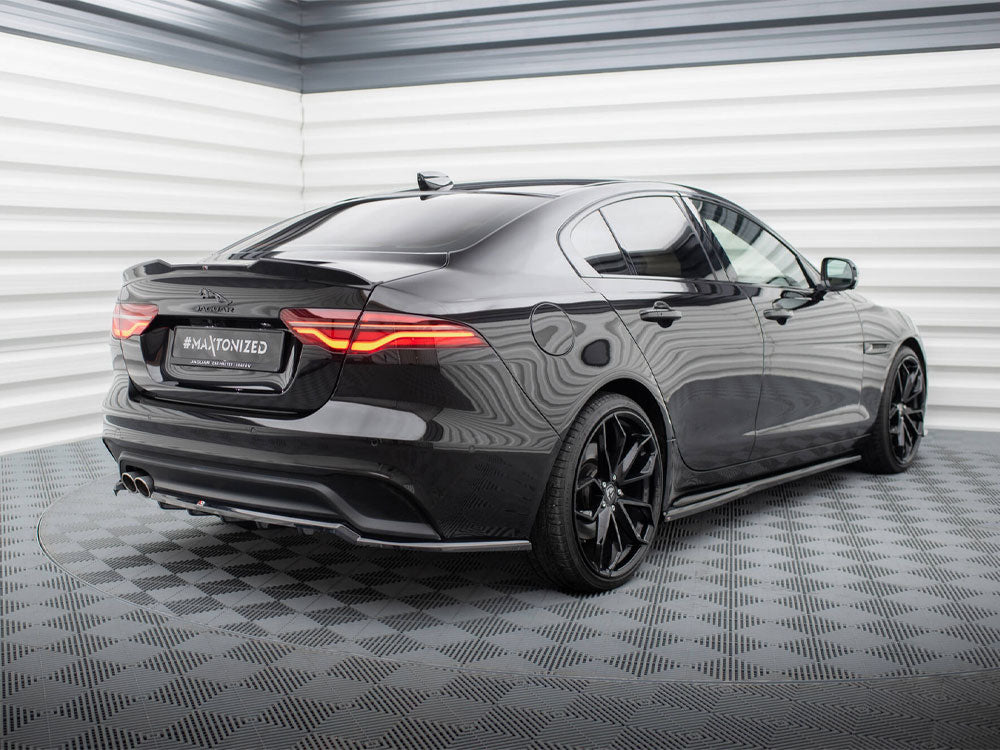 Rear Splitter (Vertical Bars) compatible with Jaguar XE X760 Facelift