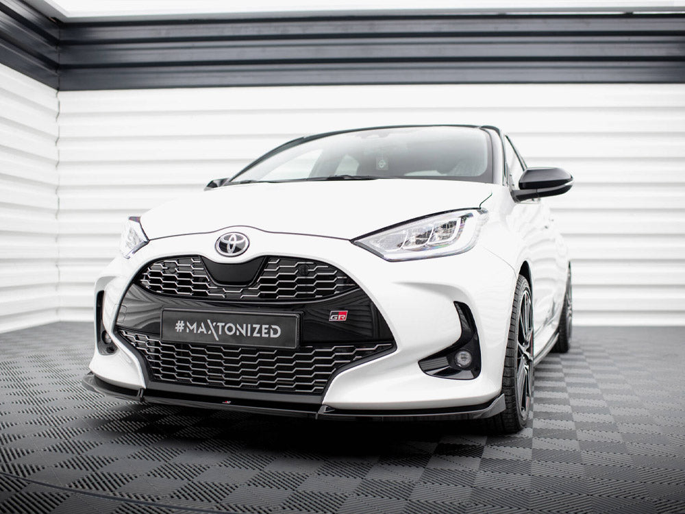 Front Splitter V.3 compatible with Toyota Yaris Mk4