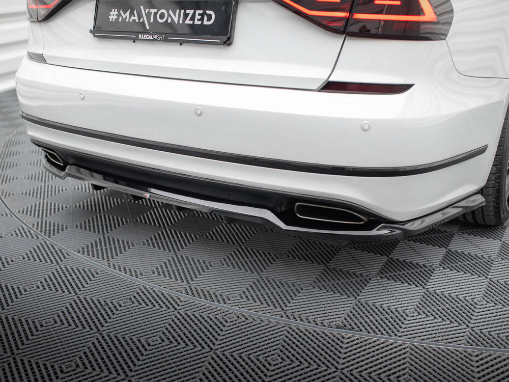 Rear Splitter (Vertical Bars) compatible with Volkswagen Passat GT B8 Facelift USA