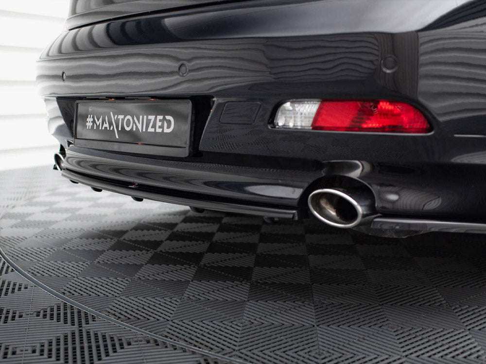 Central Rear Splitter (Vertical Bars) compatible with BMW 6 Coupe / Cabrio E63 / E64