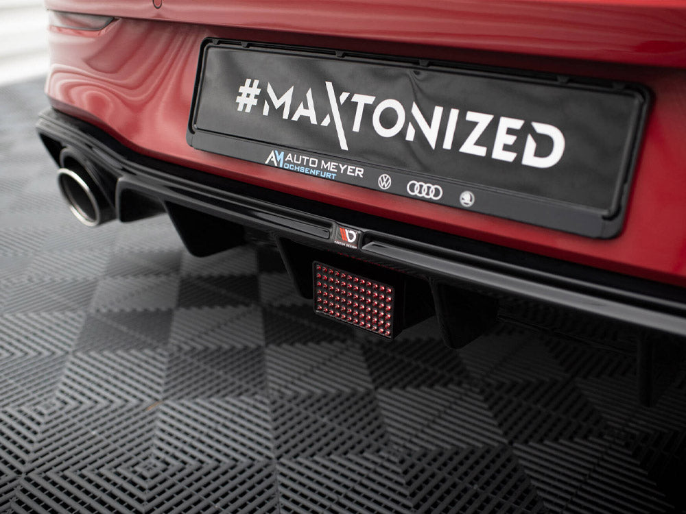 LED STOP Light compatible with Volkswagen Golf GTE / GTI / GTI Clubsport / R-Line Mk8 / Mk8 Facelift
