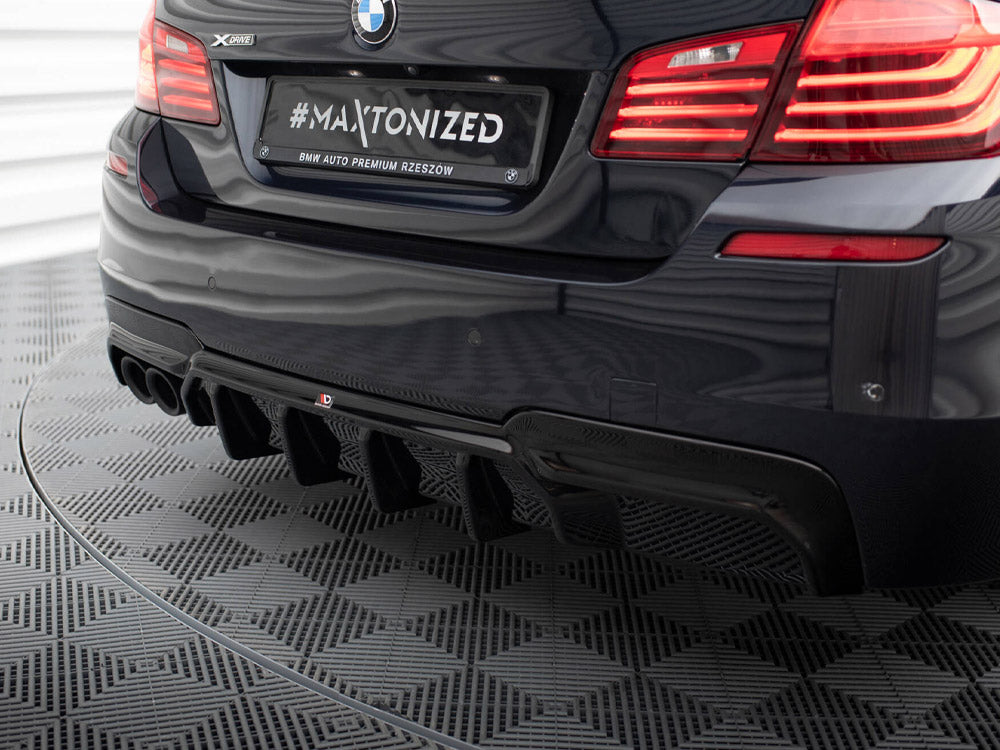 Rear Valance V.2 compatible with BMW 5 M-Pack F10 / F11 (Version with double exhaust on one Side)