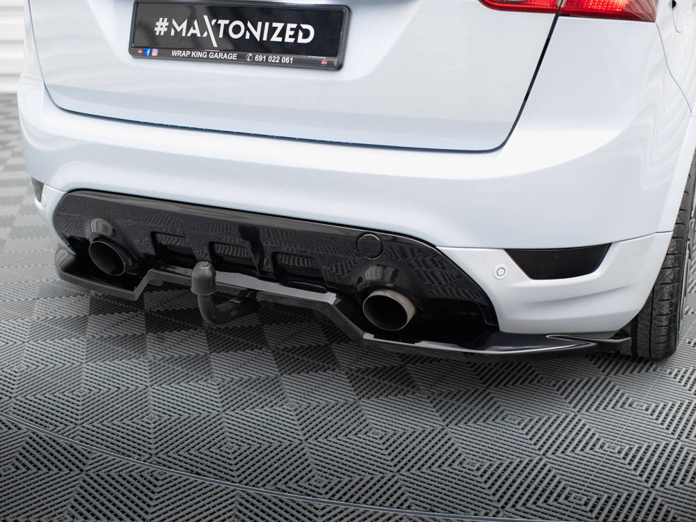 Central Rear Splitter (Vertical Bars) compatible with Ford Kuga ST Mk1