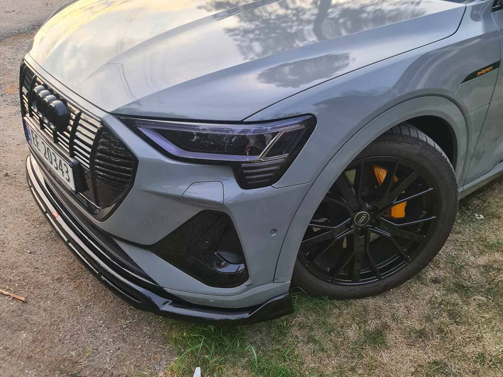 Front Splitter compatible with Audi e-tron S Line