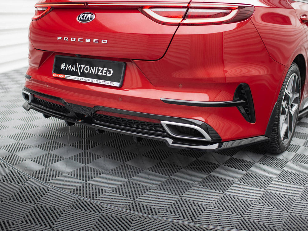 Central Rear Splitter (Vertical Bars) compatible with Kia ProCeed GT-Line Mk1