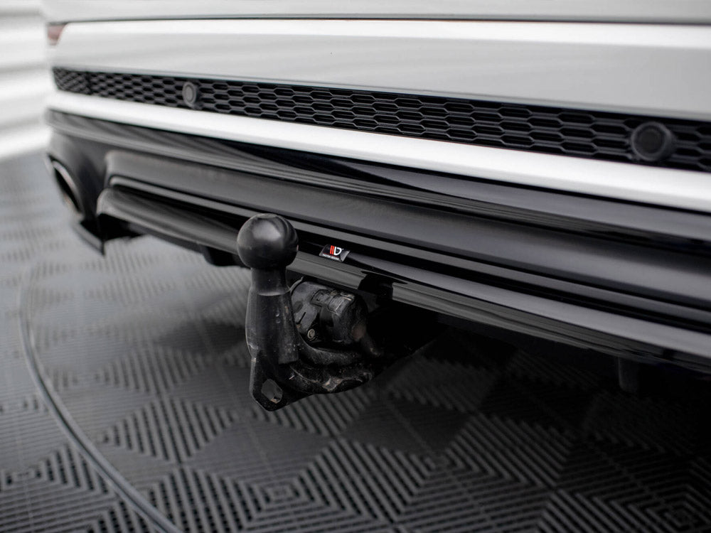 Central Rear Splitter (Vertical Bars) V.2 compatible with Audi SQ8 Mk1