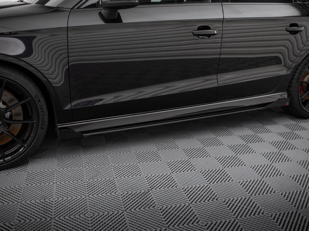 Side Flaps compatible with Audi RS 3 Sedan 8V Facelift